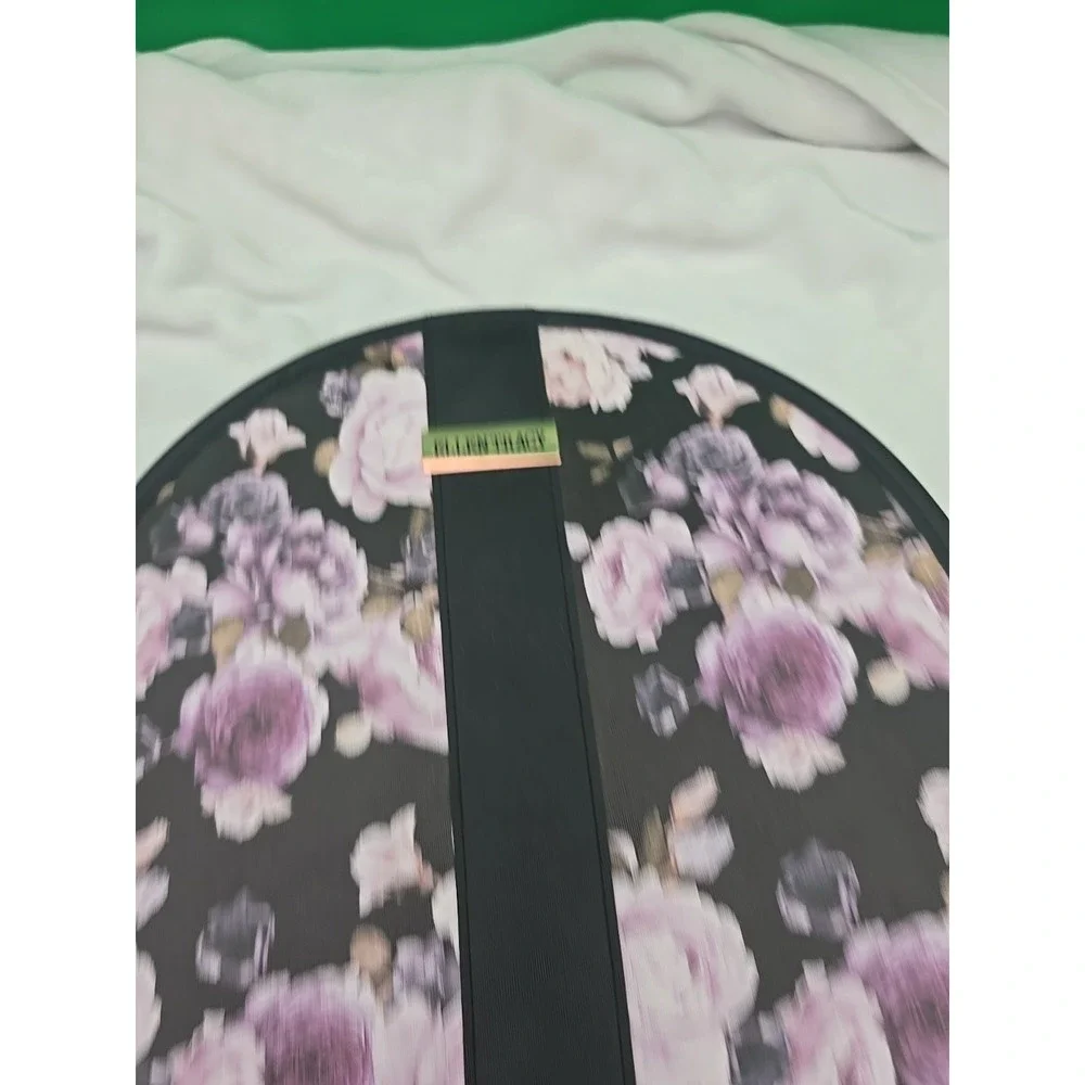 Ellen Tracy Floral Print Logo‎ Cosmetics Makeup Travel Bag Zip